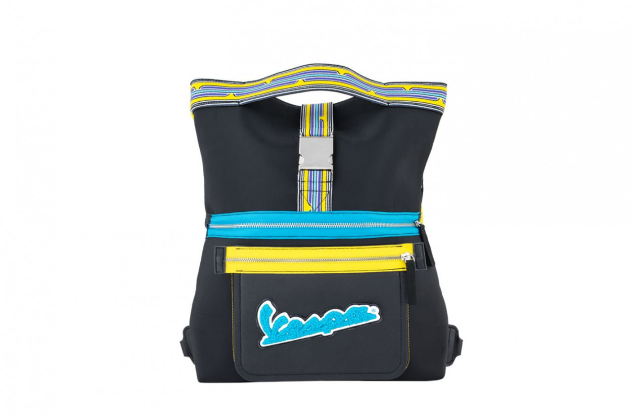 Bolsa Vespa con función de mochila "V-Stripes" - Negra