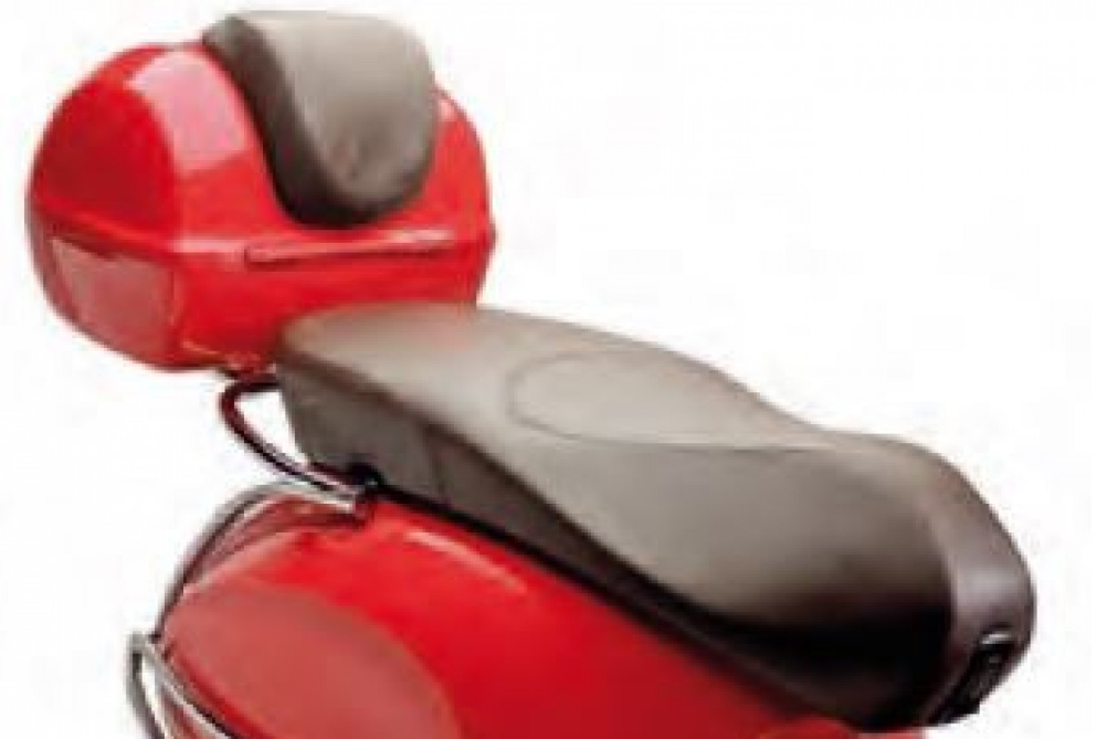 Almohadilla trasera original de cuero para Vespa Primavera / Sprint / Elettrica - Marrón