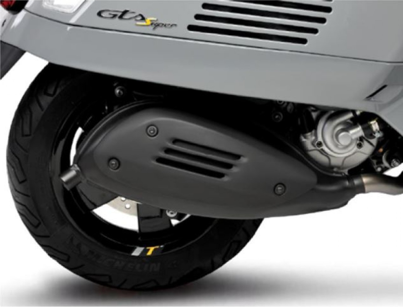 Kit de carenado "Black Kit" para Vespa GTS Super Tech HPE