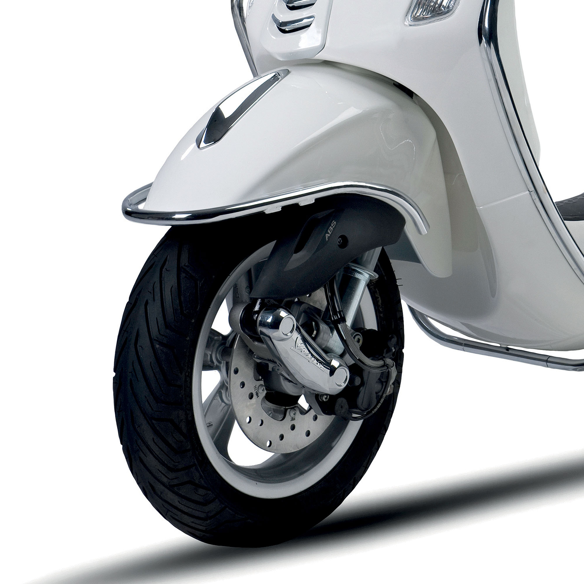 Paragolpes delantero Vespa Primavera - cromado